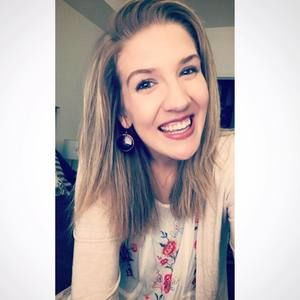 Meet your Posher, Rebecca